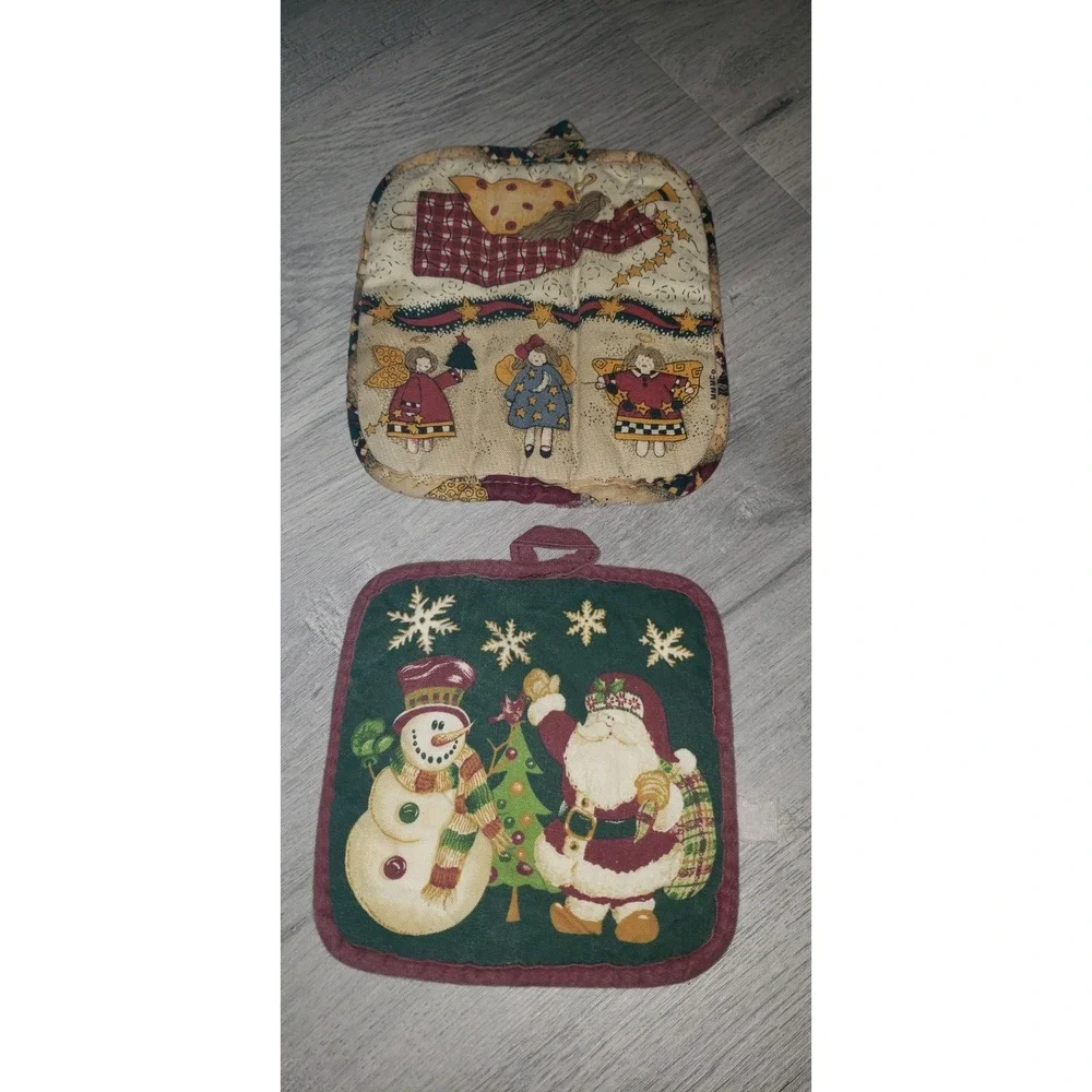 Vintage Christmas Potholders Set Santa Snowman Angels Holiday Kitchen Decor 2pc